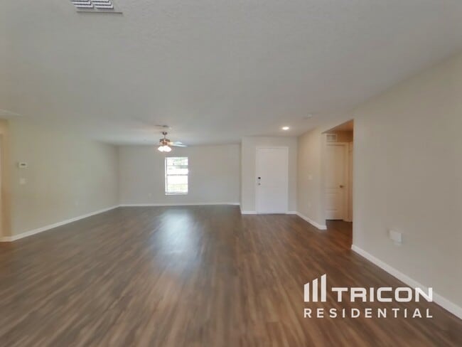 Foto del edificio - 866 N Fairbanks Dr