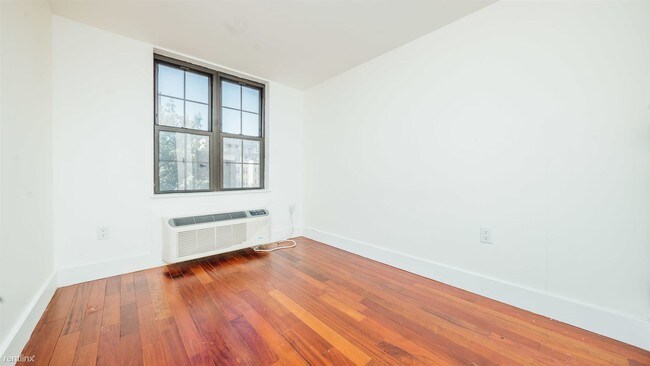 Building Photo - 1434 Dekalb Ave