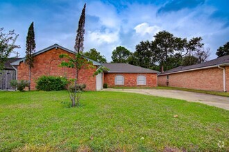 Building Photo - 10007 Rustic Gate Rd