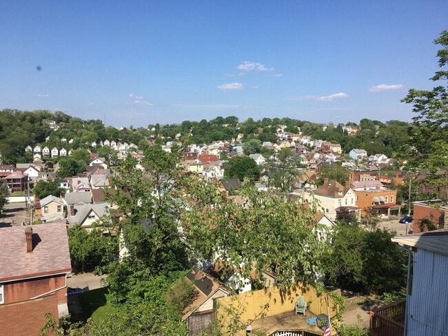 Photo - 1108 Oswin St Apartment