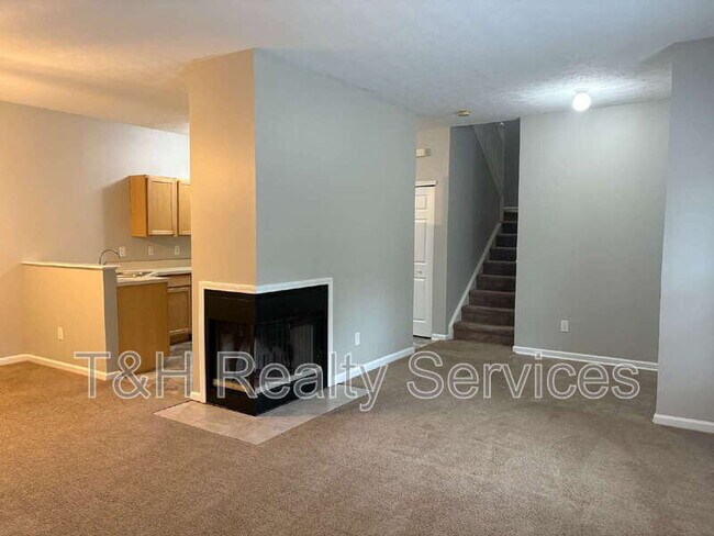 Building Photo - 13266 Komatite Way