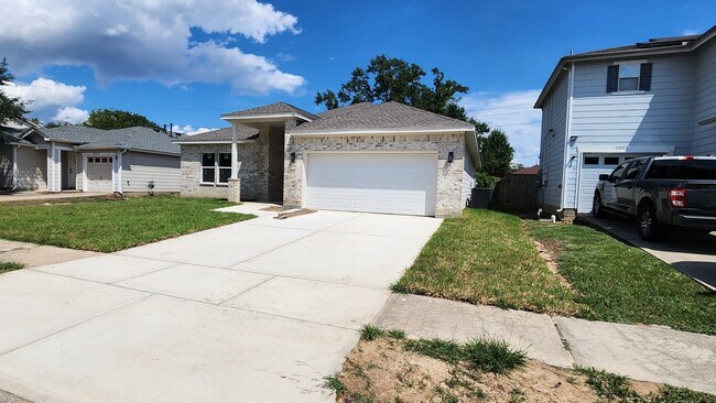 Building Photo - 20906 Brannon Hill Ln
