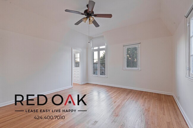 Foto del edificio - ~1 Month FREE~ Spacious Multi-Story Three ...