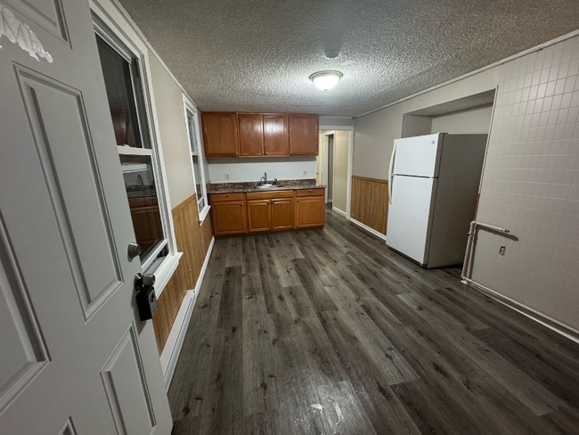 Photo - 99 Mammoth Rd Apartment