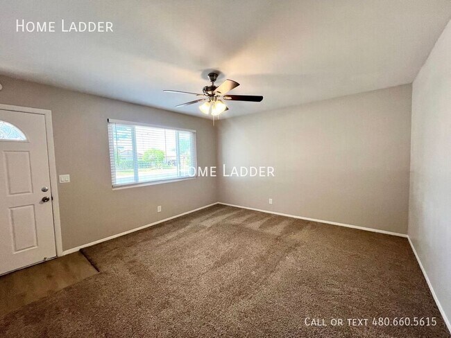 Photo - 3118 W Aster Dr House