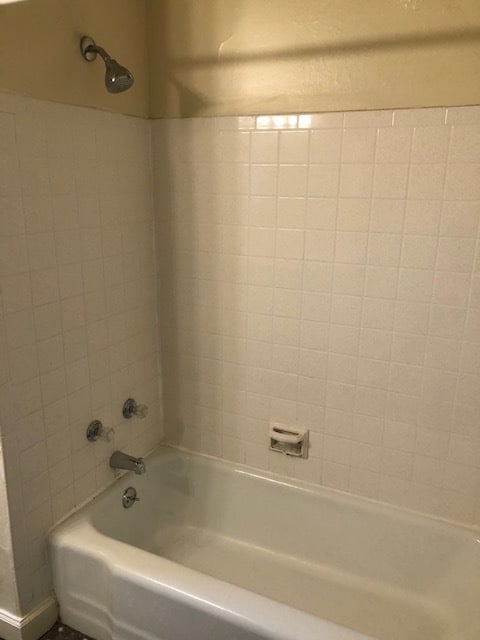 Shower and Bath Unit - 1706 Bloomfield Ave