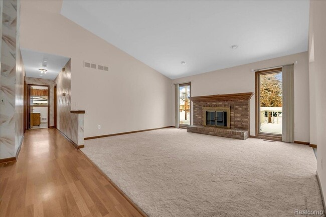 Foto del edificio - 249 E Silverbell Rd