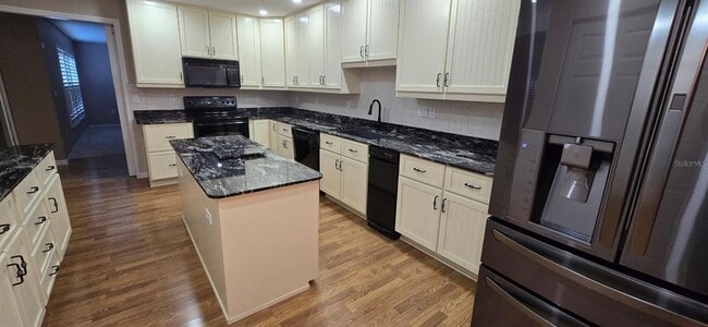 Foto del edificio - 7355 SE 106th Pl