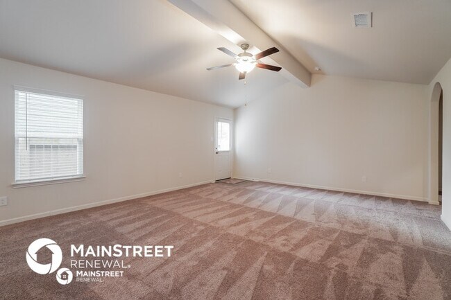 Building Photo - 26233 Raphael Dr