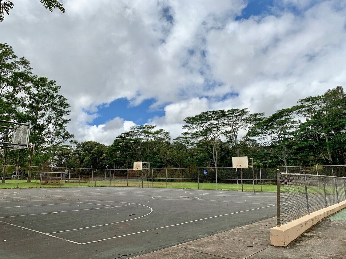 Foto principal - 2 Bedroom/1 Bath/1 parking Cathedral Point...