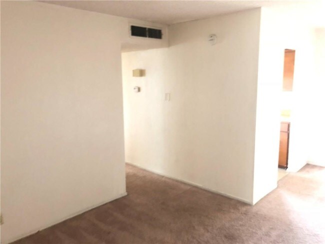Building Photo - 10727 Forest Ridge Ln