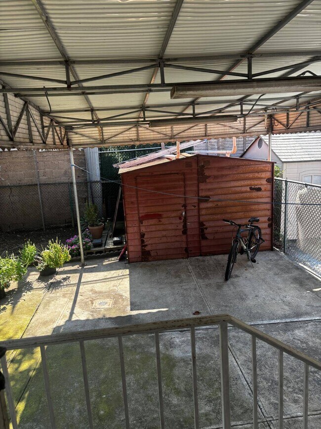 Foto del edificio - 4131 18th Ave