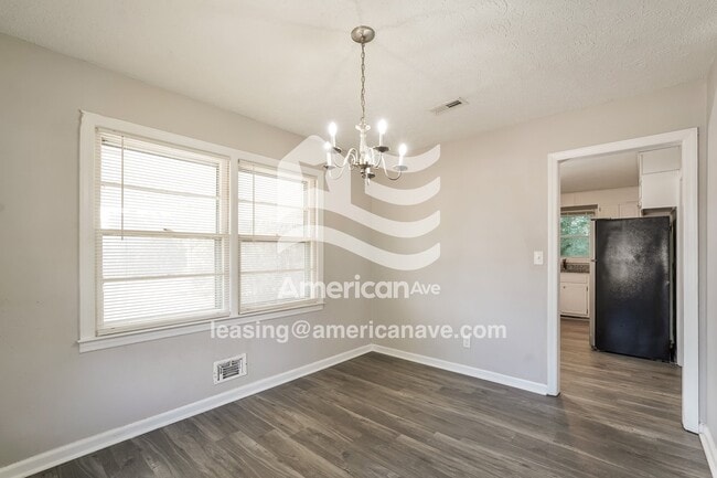 Foto del edificio - 2620 Providence Ct