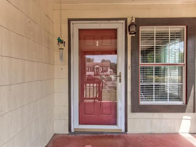 Building Photo - 3807 Mt Everest St