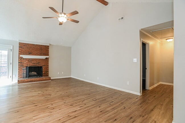 Building Photo - 7317 Rockwood Forest Ln