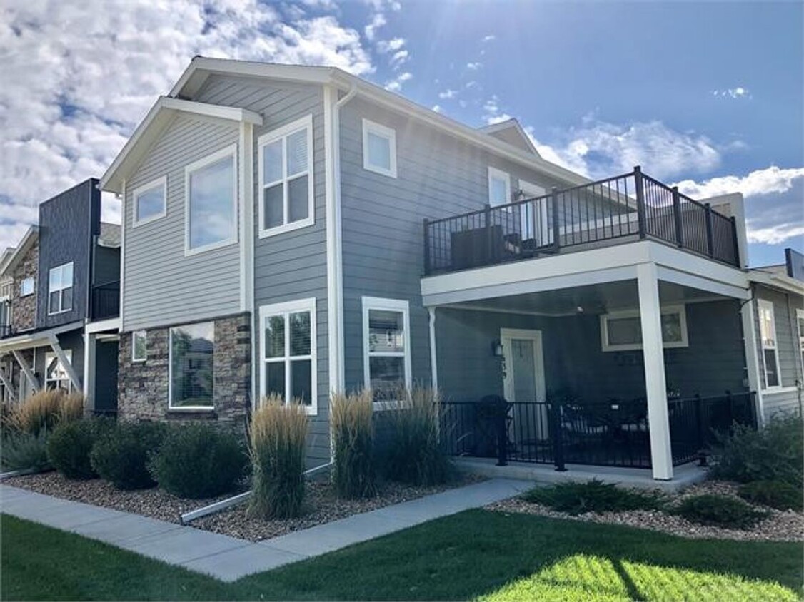 Primary Photo - Four Bedroom Townhome with 2-car Garage Av...