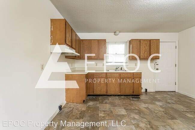 Foto del edificio - 2 br, 1 bath House - 611 Ferndale Dr. Unit A