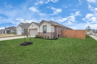 Building Photo - 10607 Crescent Peak Dr