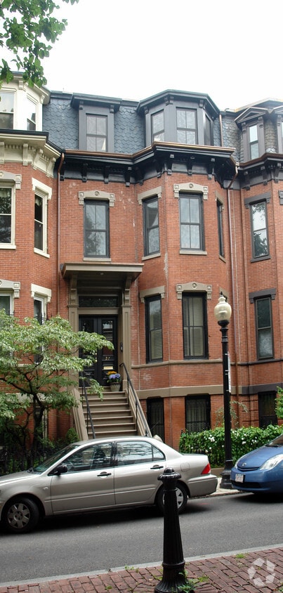 Building Photo - 27 Braddock Park