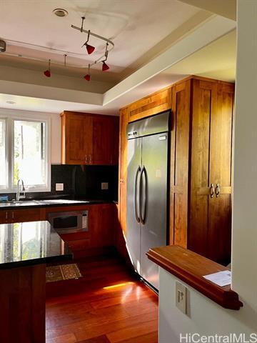 Foto del edificio - 59-530-530 Hoalike Rd