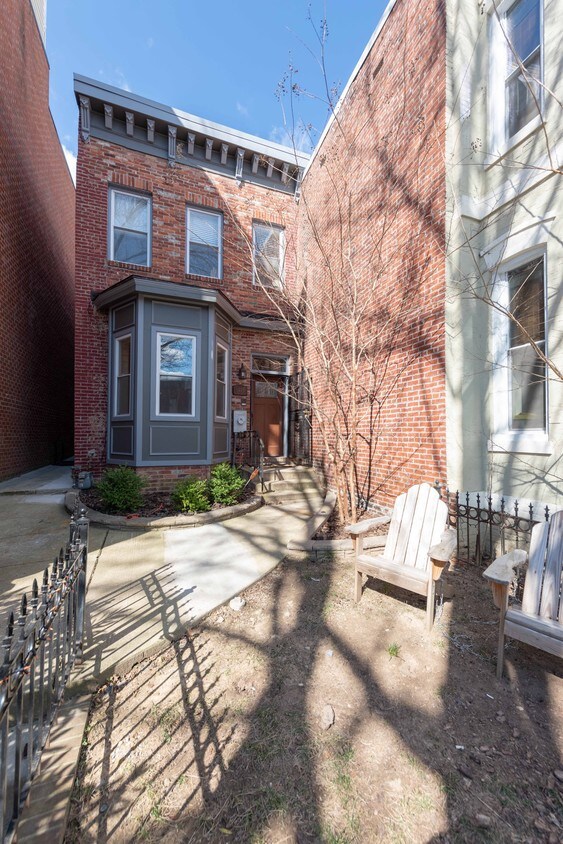 Primary Photo - 1418 5th St NW