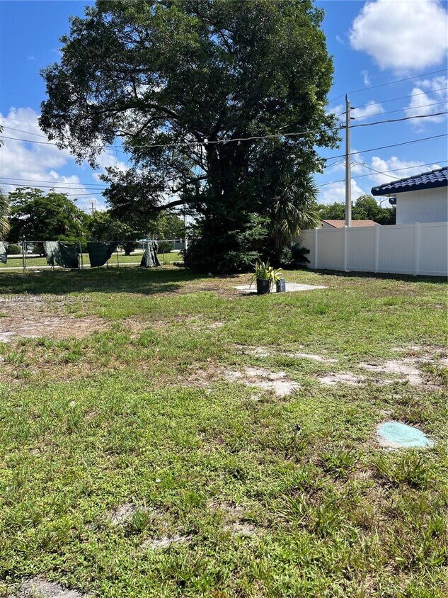 Foto del edificio - 905 NW 5th St