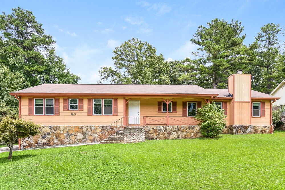 Primary Photo - 4641 Flint Hill Rd SW