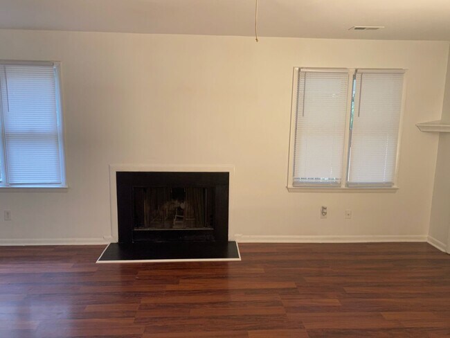 Foto del edificio - 4012 Greenleaf St