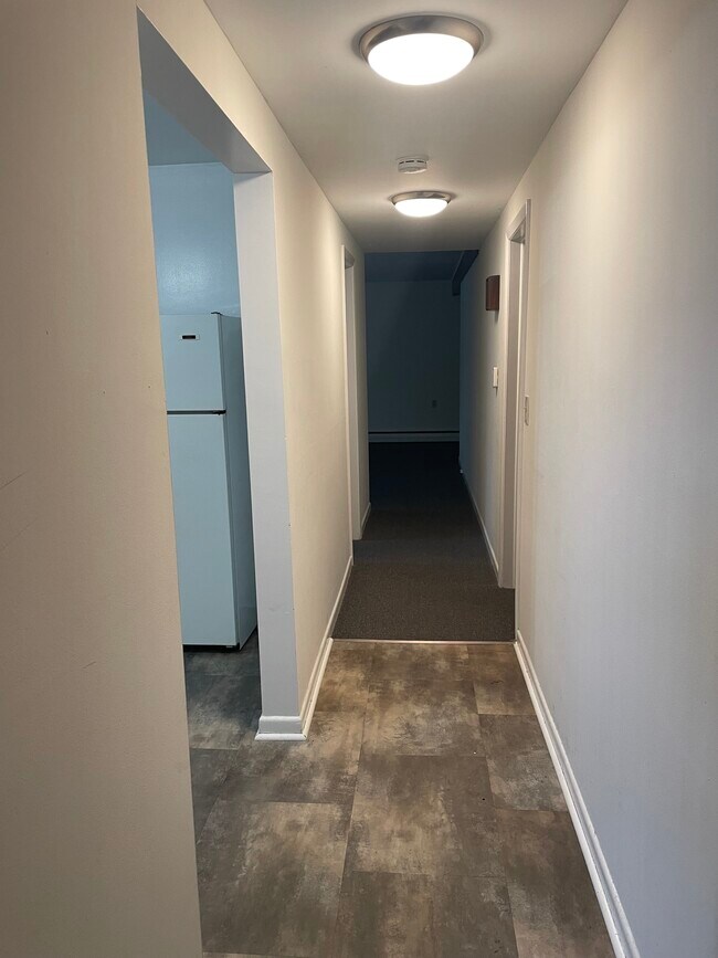 Hallway - 383 Partridge St