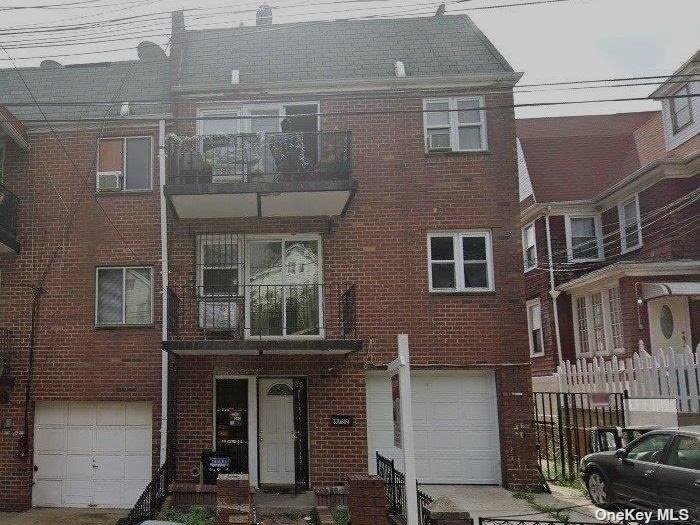 Primary Photo - 87-32 165th St