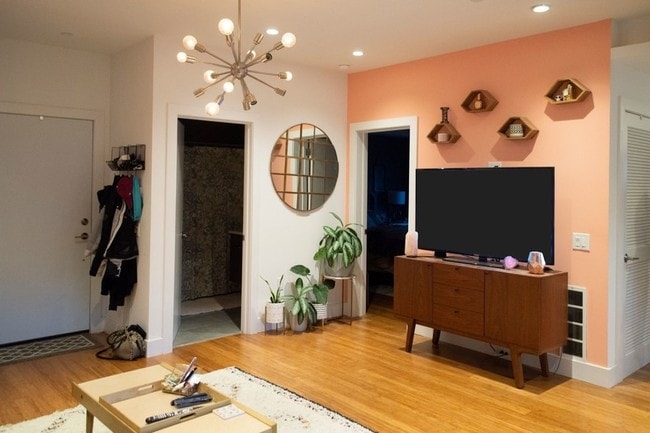Living Room (looking into bathroom/bedroom) - 1001 S 17th St