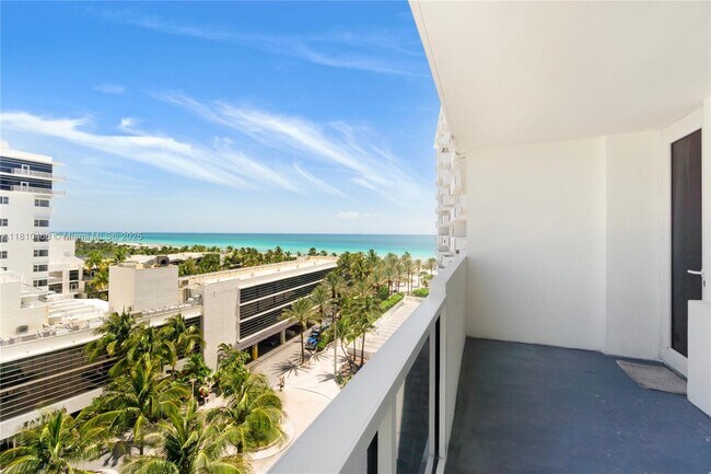 Foto del edificio - 100 Lincoln Rd