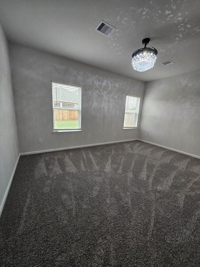 Building Photo - 2727 Crested Creek Ln