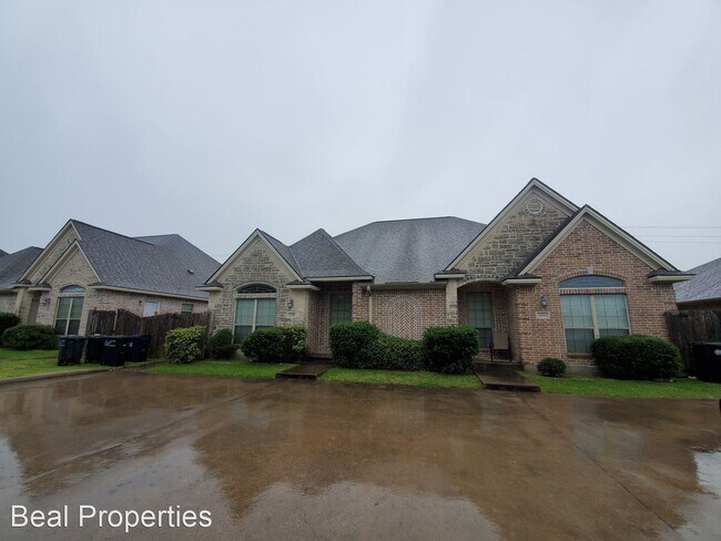 Foto del edificio - 3 br, 3 bath House - 3818 Oldenburg Ln