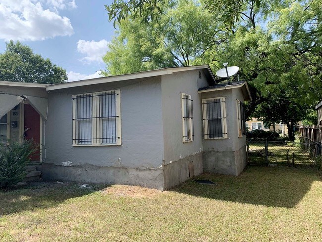 Building Photo - 3 br, 2 bath House - 183 BANGOR DR .
