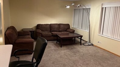 Building Photo - 15 S 1st St