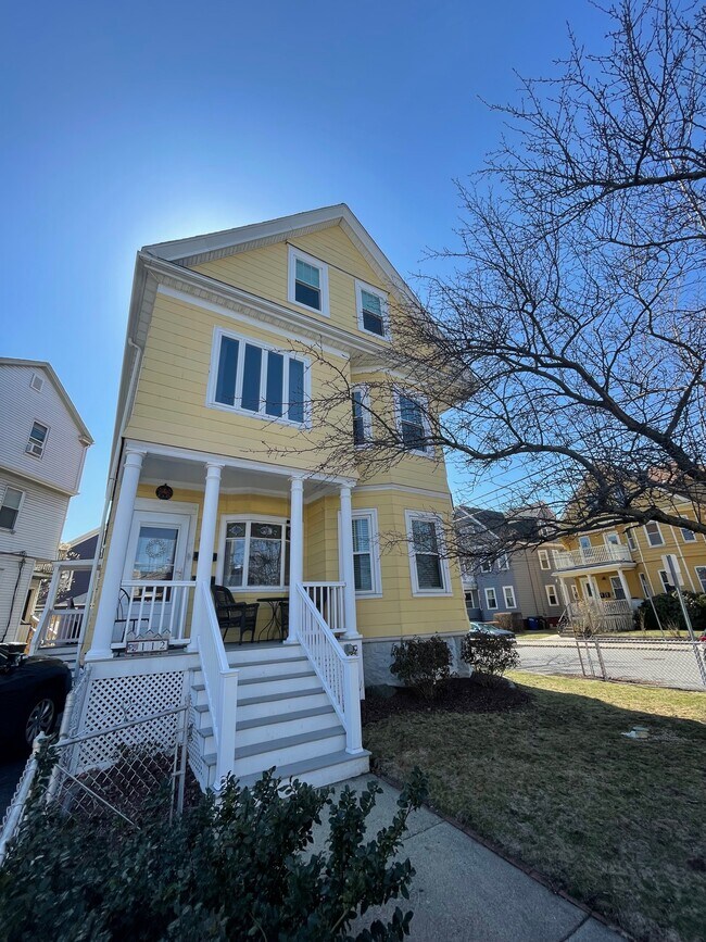 Building Photo - 112 Boston Ave