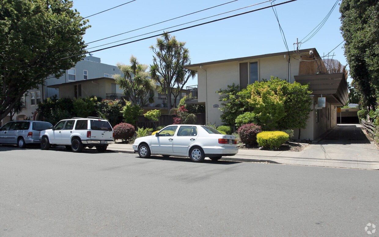 Primary Photo - 123 Anita Rd