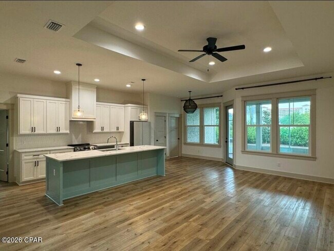 Building Photo - 4640 Delwood Park Blvd