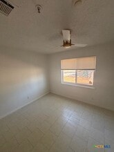 Building Photo - 518 N 8th St