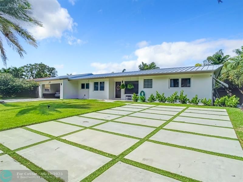 Foto principal - 2825 NE 22nd St
