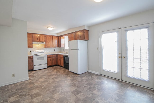 Building Photo - 1603 Minglewood Dr