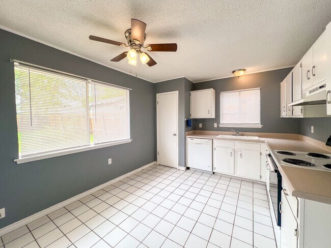 Foto del edificio - 8134 Dry Canyon Trail