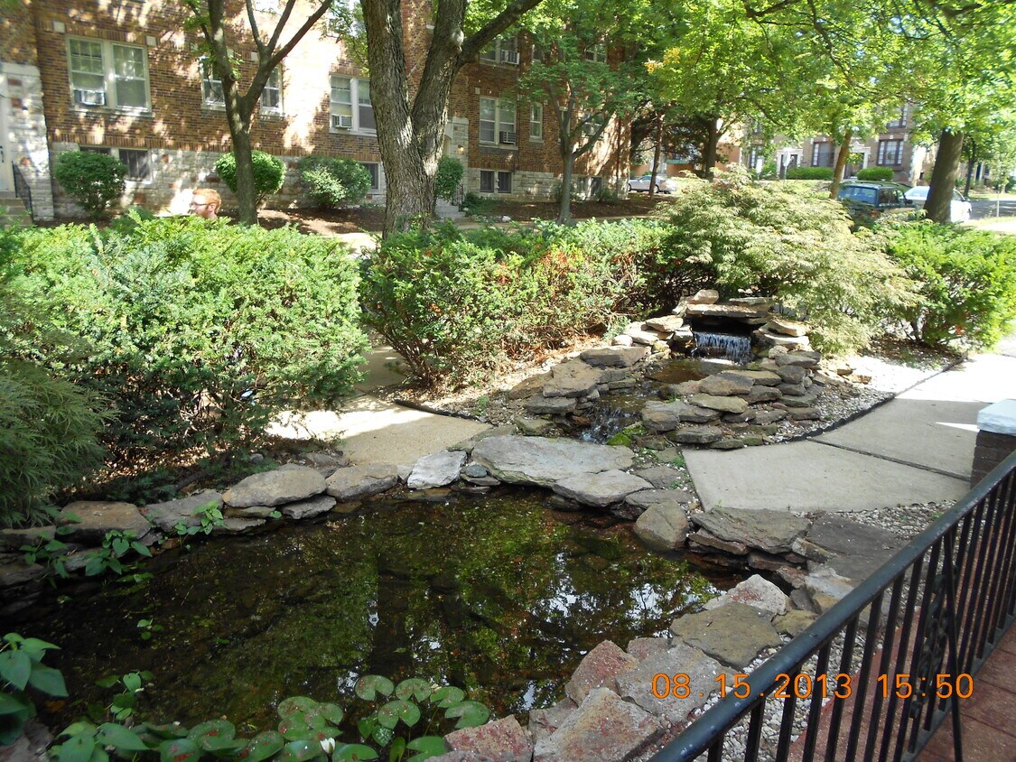 915 Concordia Ln Unit 1st Floor, St. Louis, MO 63105 Condo for Rent