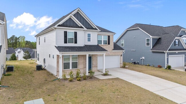 Foto del edificio - Spacious & Modern 4-Bedroom Home in Quiet Zebulon Neighborhood