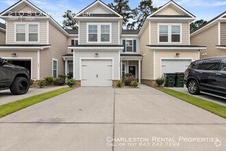 Building Photo - 210 S Lamplighter Ln