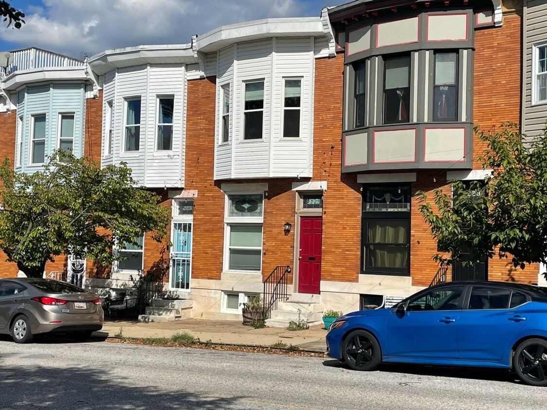 Primary Photo - 2-Bedroom on Patterson Park in Highlandtow...