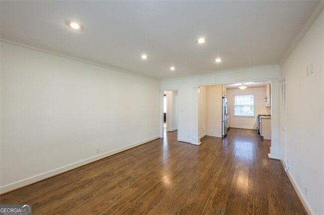 Building Photo - 55 Delmont Dr NE