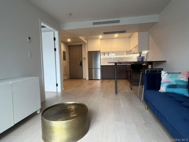 Foto del edificio - 144-49 Northern Blvd