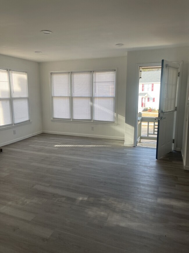 2705 Lantern Walk SE Unit D, Huntsville, AL 35803 Room for Rent in